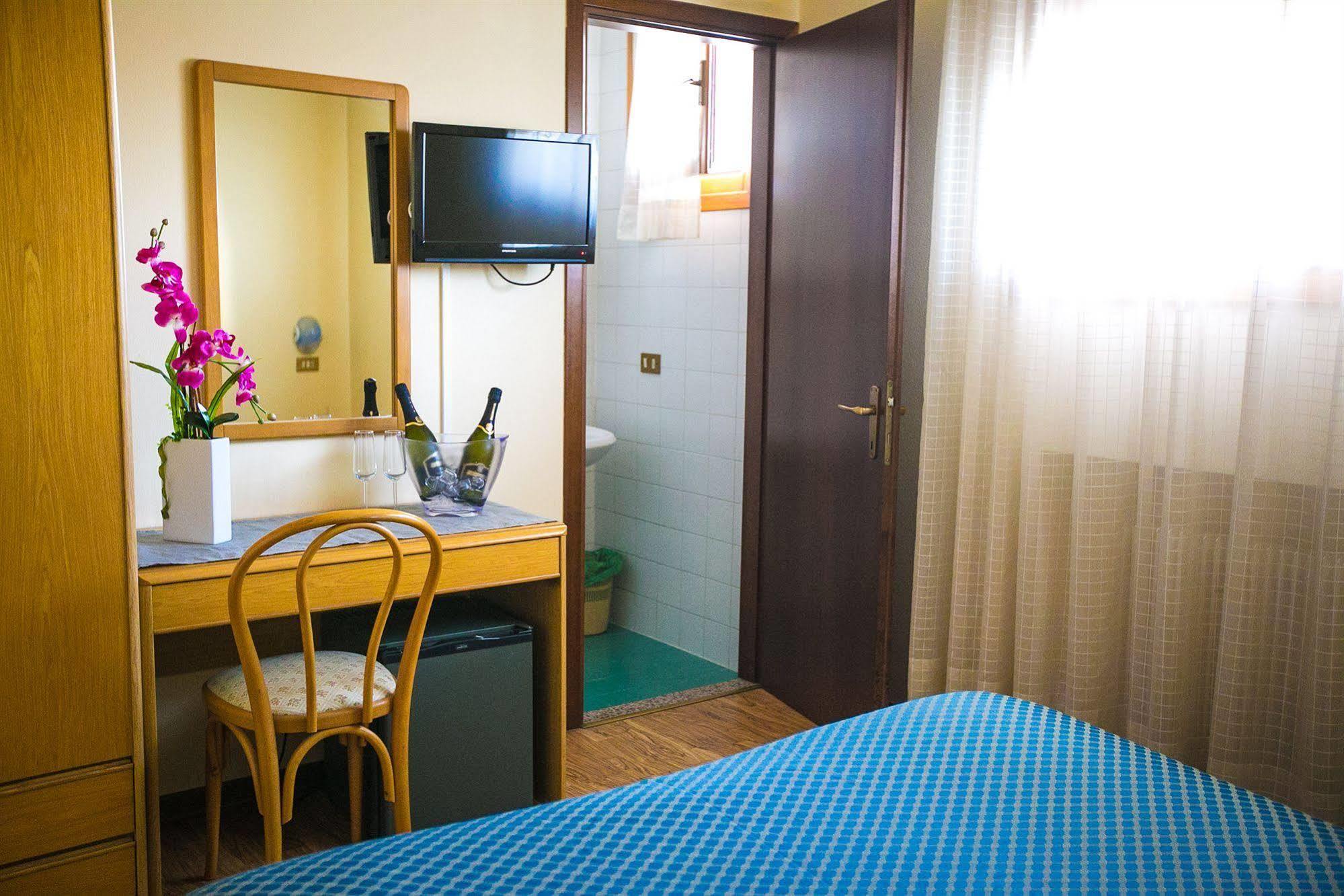 Hotel Agli Olmi San Biagio di Callalta Luaran gambar